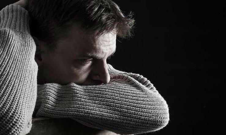 Psicoterapia para hombres que atraviesan procesos de duelo, crisis existenciales o trauma emocional. Consulta de psicoterapia online para mujeres en crisis vitales en Chile y sesiones online para el mundo hispano